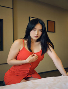《免费看美女直播洗澡的软件-国模杨依大尺度露木耳写真》