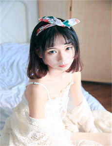 《大胸妹-妄想美脚》