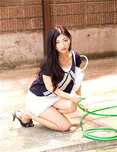 《小东西呢喷的到处都是-女菩萨狗头前男友视频呼啦圈》